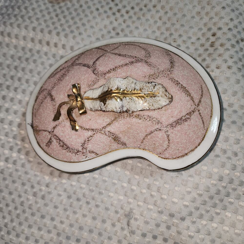 VINTAGE LEFTON 1950'S PINK CANDY DISH WITH LID